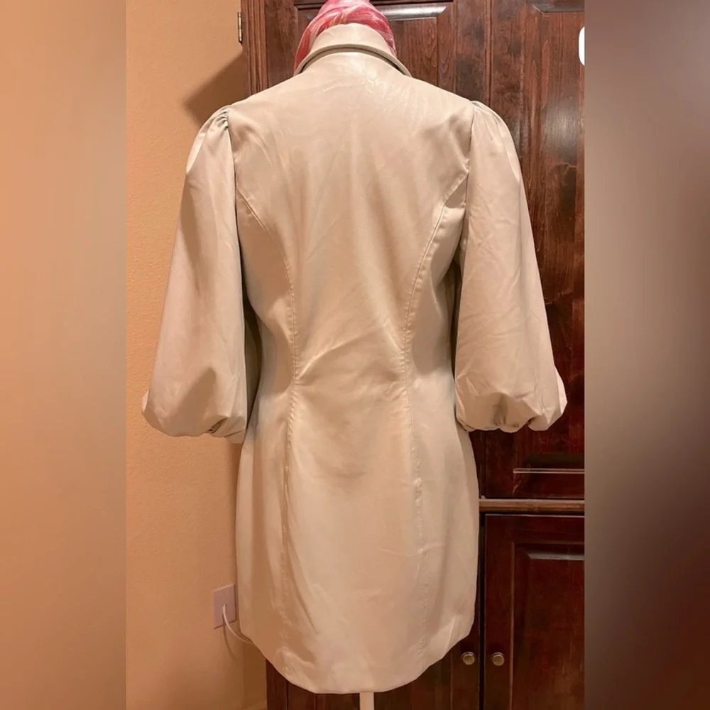 Anthropologie Awaylee vegan leather coat/ jacket w/ balloon sleeves Cream. S-XS - Picture 8 of 16
